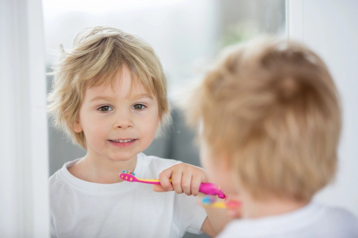 Egészséges fogak, magabiztos gyerekmosoly – nem mindegy, milyen fogkrémmel mosnak a legkissebbek fogat!