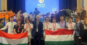Büszkeség és öröm: 20 éve nem értek el magyar diákok ekkora sikert a Nemzetközi Matematikai Diákolimpián!