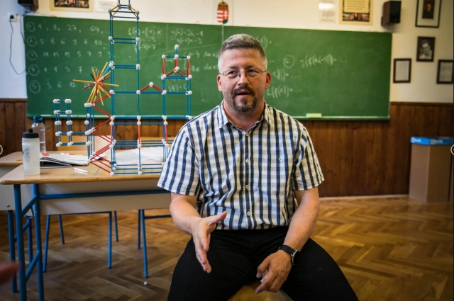 Pánczél Róbert matematika tanár